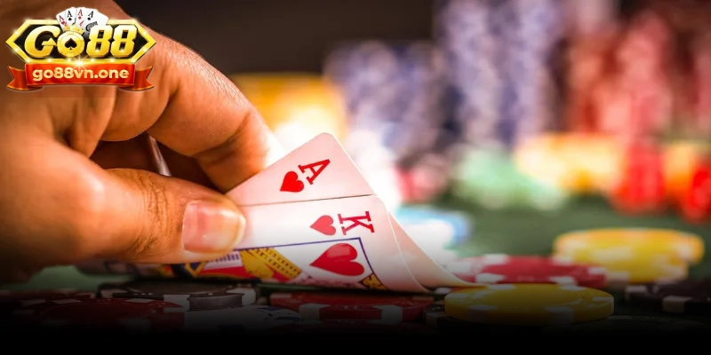 Dù chơi Poker online vẫn có thể đọc vị đối thủ