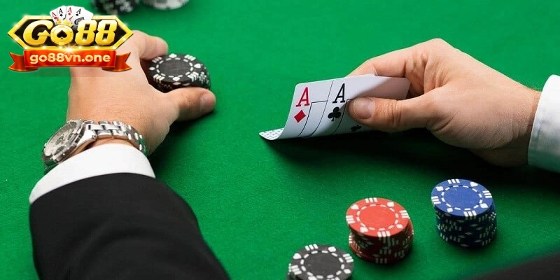 Xì dách có các lượt rút theo thứ tự